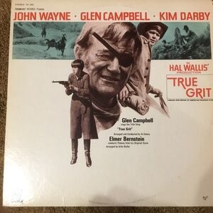 True Grit- John Wayne-Glen Campbell-Kim Darby